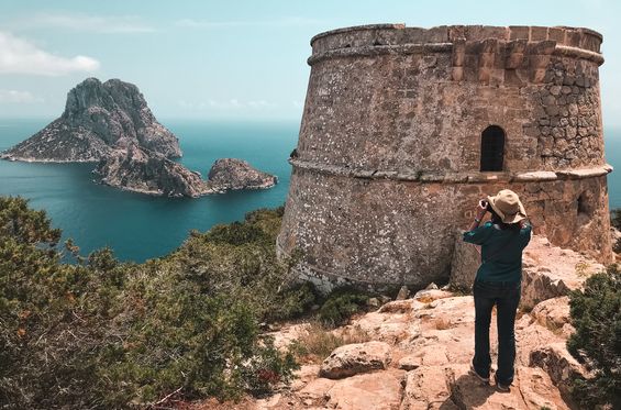 Recorre las tierras de las Baleares