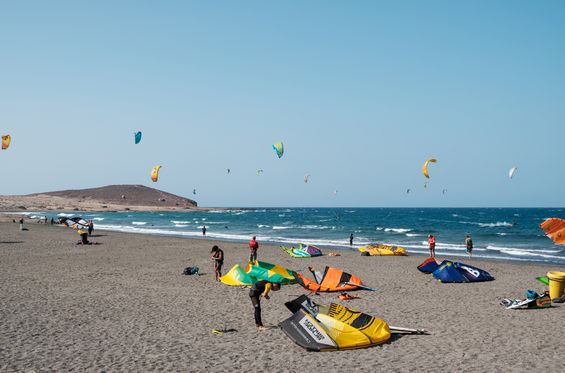 Surfear en uno de los mejores lugares de la isla