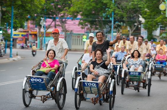 Darse un paseo en un triciclo vietnamita
