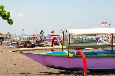 Plage de Lovina