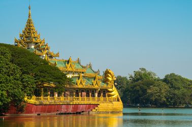 Le temple de Kandawgyi