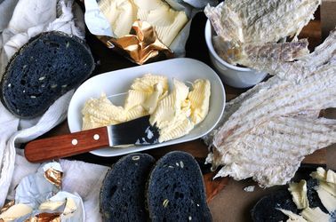 Stockfisch et rúgbrauð (poisson et pain noir)