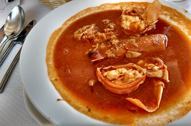 La caldereta, soupe de langouste