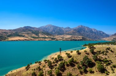 Le lac Tcharvak