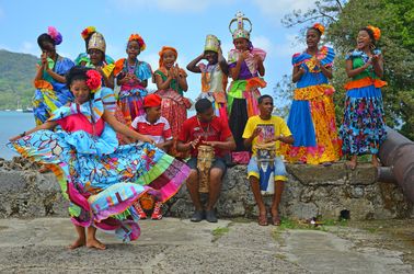 Danses et costumes traditionnels 