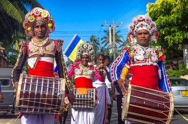 Le jour de Poya (fête religieuse)